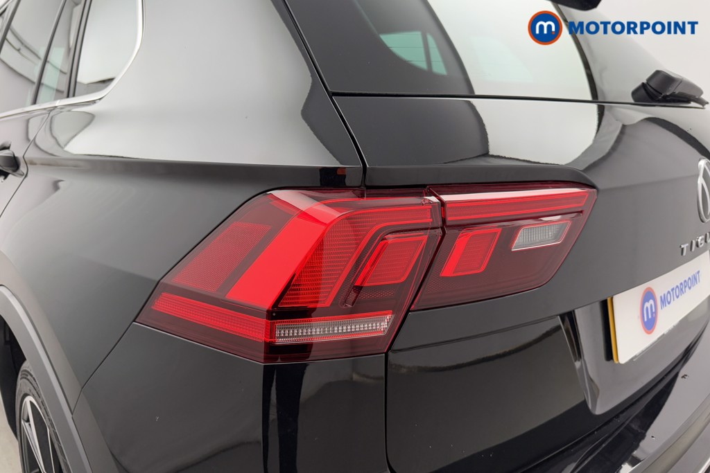 Volkswagen Tiguan R-Line Automatic Petrol Plug-In Hybrid SUV - Stock Number (1573722) - 30th supplementary image