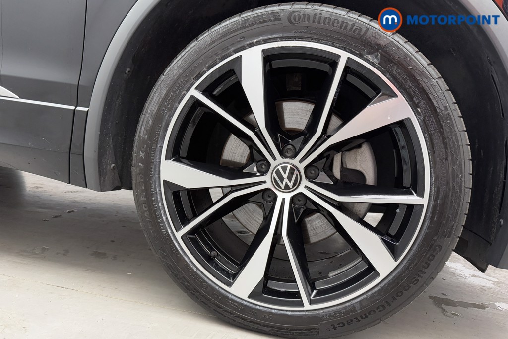 Volkswagen Tiguan R-Line Automatic Petrol Plug-In Hybrid SUV - Stock Number (1573722) - 33rd supplementary image