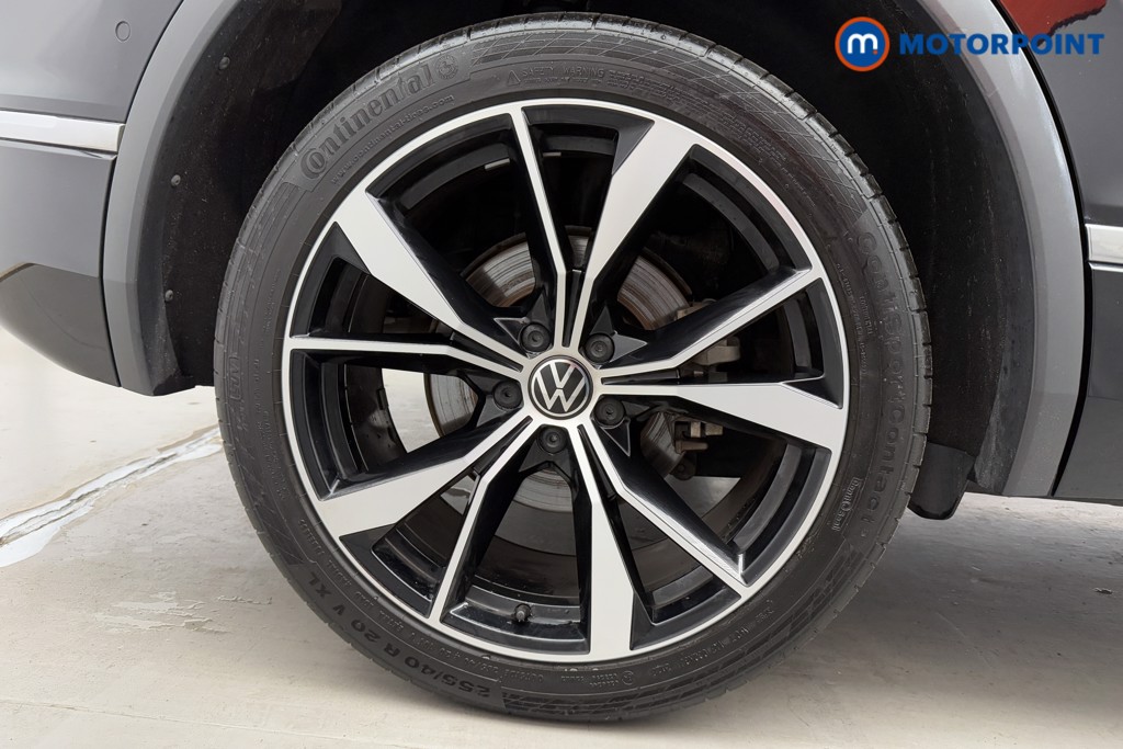 Volkswagen Tiguan R-Line Automatic Petrol Plug-In Hybrid SUV - Stock Number (1573722) - 34th supplementary image