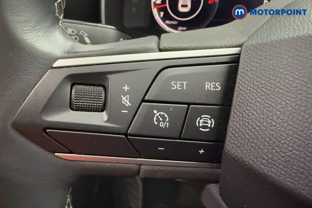 Seat Leon Se Dynamic Manual Petrol Hatchback - Stock Number (1573747) - 4th supplementary image