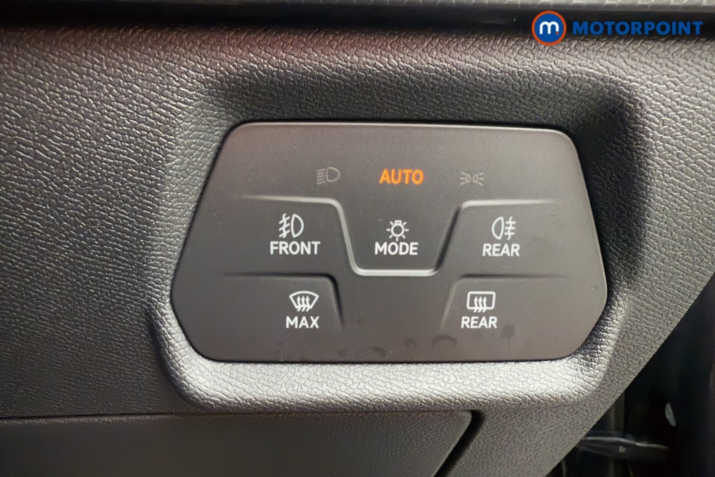 Seat Leon Se Dynamic Manual Petrol Hatchback - Stock Number (1573747) - 19th supplementary image