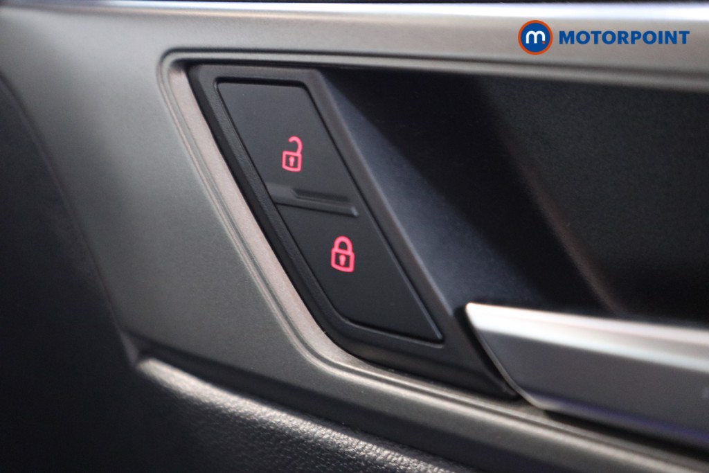 Volkswagen Polo SE Manual Petrol Hatchback - Stock Number (1573748) - 10th supplementary image