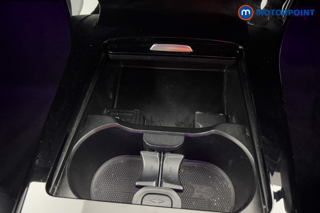 Mercedes-Benz CLA Amg Line Automatic Petrol Coupe - Stock Number (1573756) - 17th supplementary image