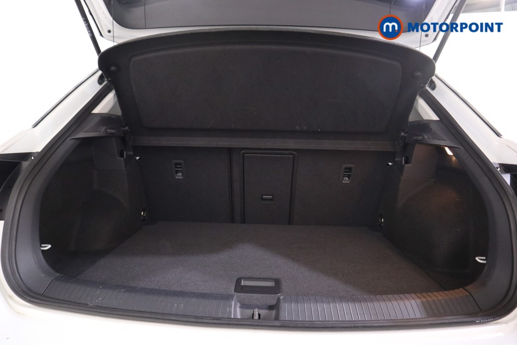 Volkswagen T-Roc Life Automatic Petrol SUV - Stock Number (1573998) - 14th supplementary image