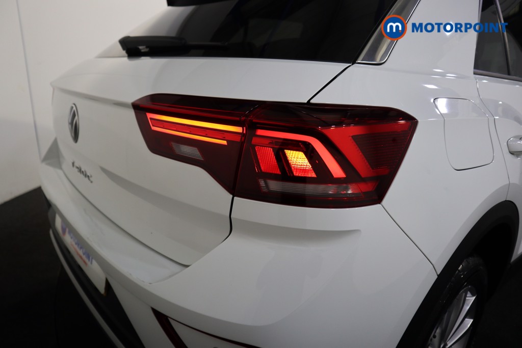 Volkswagen T-Roc Life Automatic Petrol SUV - Stock Number (1573998) - 21st supplementary image