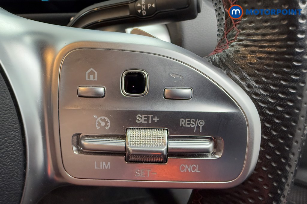 Mercedes-Benz GLB Amg Line Automatic Petrol SUV - Stock Number (1574011) - 5th supplementary image