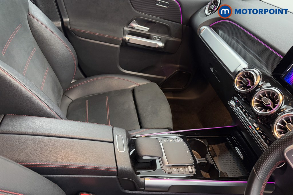 Mercedes-Benz GLB Amg Line Automatic Petrol SUV - Stock Number (1574011) - 20th supplementary image