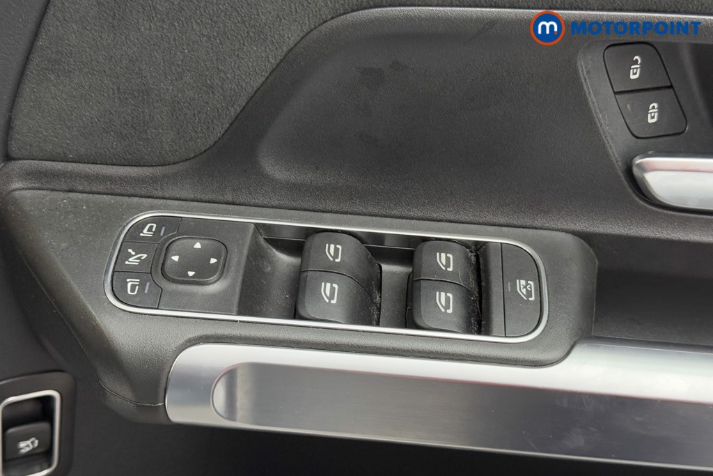 Mercedes-Benz GLB Amg Line Automatic Petrol SUV - Stock Number (1574011) - 23rd supplementary image