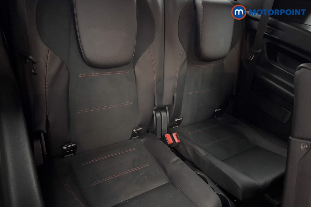 Mercedes-Benz GLB Amg Line Automatic Petrol SUV - Stock Number (1574011) - 30th supplementary image