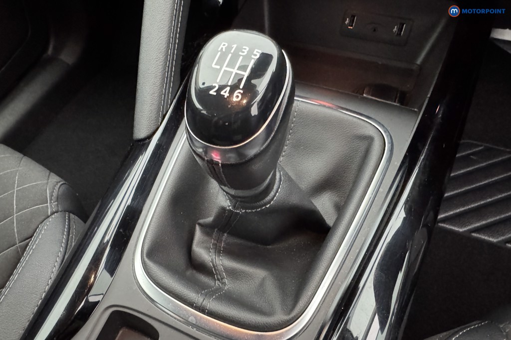 Renault Kadjar Iconic Manual Petrol SUV - Stock Number (1574241) - 16th supplementary image
