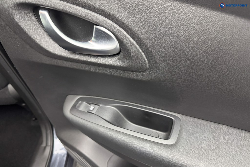 Renault Kadjar Iconic Manual Petrol SUV - Stock Number (1574241) - 27th supplementary image