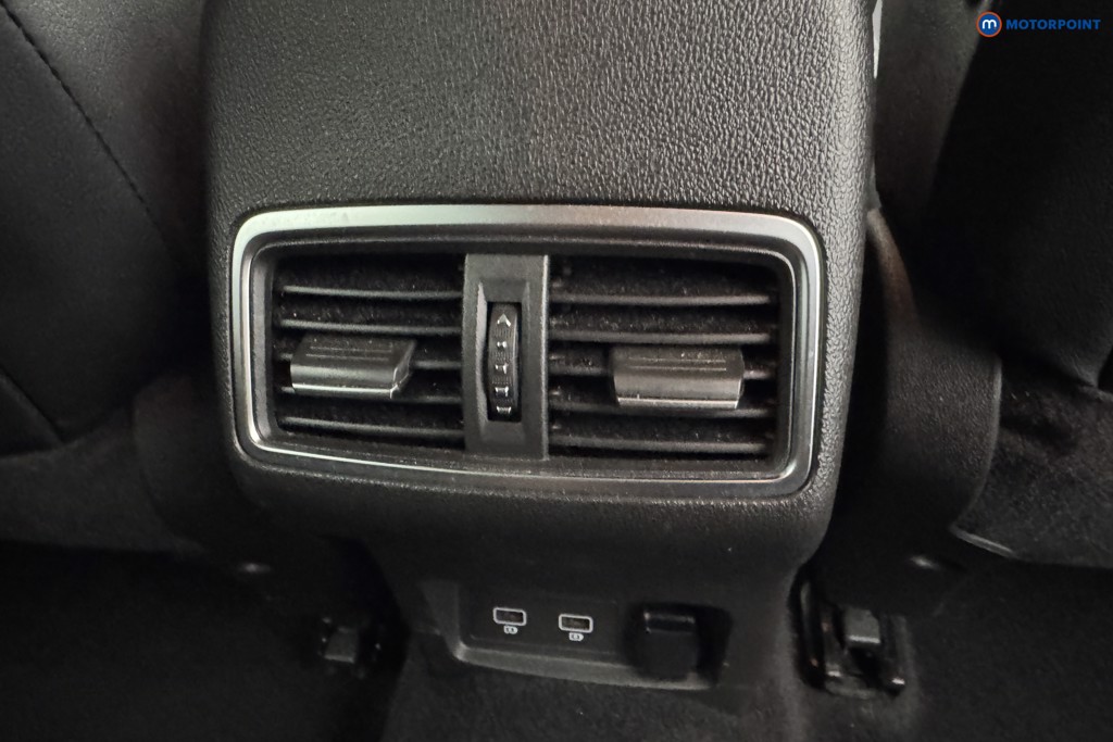 Renault Kadjar Iconic Manual Petrol SUV - Stock Number (1574241) - 28th supplementary image