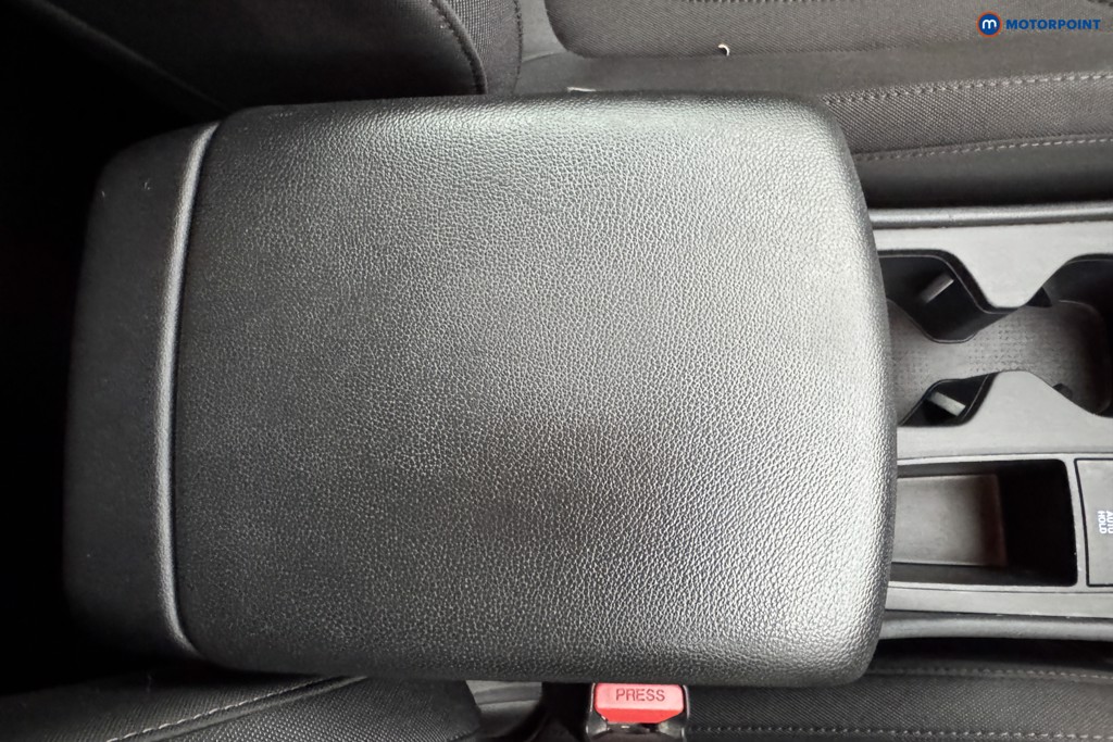 Hyundai Tucson Se Connect Manual Petrol SUV - Stock Number (1574578) - 12th supplementary image