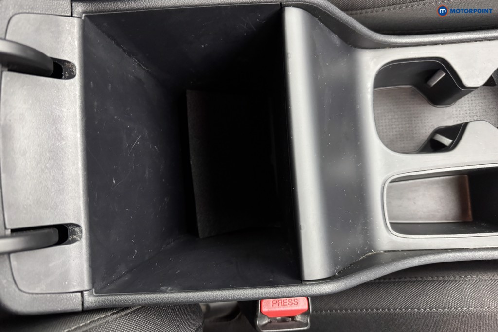 Hyundai Tucson Se Connect Manual Petrol SUV - Stock Number (1574578) - 13th supplementary image