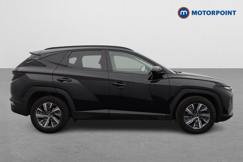 Hyundai Tucson Se Connect Manual Petrol SUV - Stock Number (1574578) - Drivers side