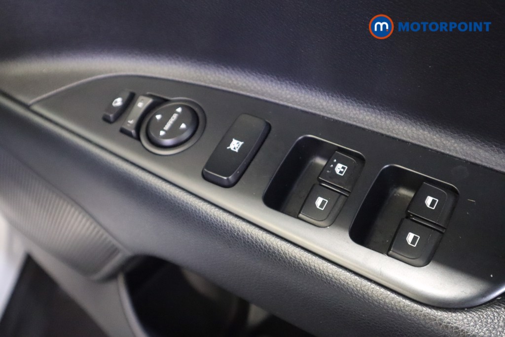 KIA Stonic Maxx Manual Petrol SUV - Stock Number (1574604) - 9th supplementary image
