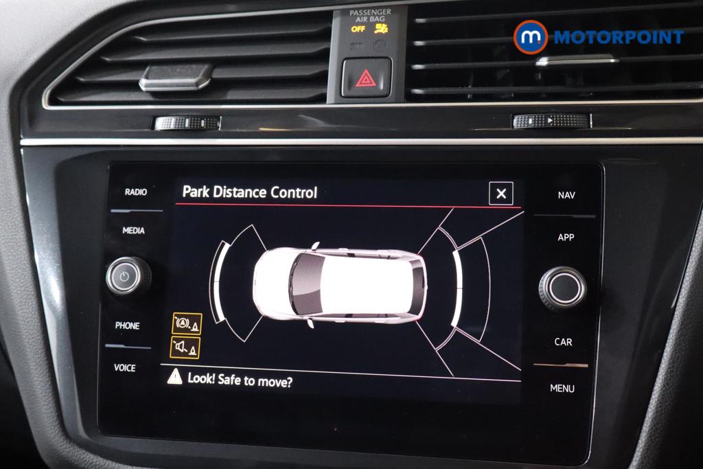 Volkswagen Tiguan Allspace R-Line Automatic Petrol SUV - Stock Number (1574612) - 13th supplementary image