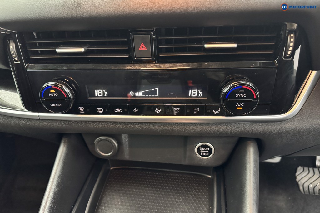 Nissan Qashqai N-Connecta Automatic Petrol SUV - Stock Number (1574621) - 17th supplementary image