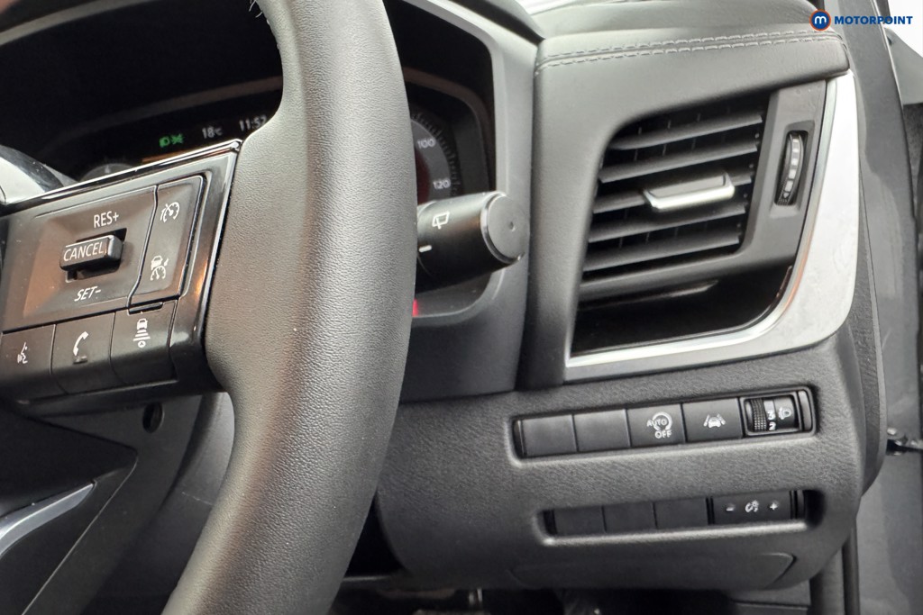 Nissan Qashqai N-Connecta Automatic Petrol SUV - Stock Number (1574621) - 21st supplementary image