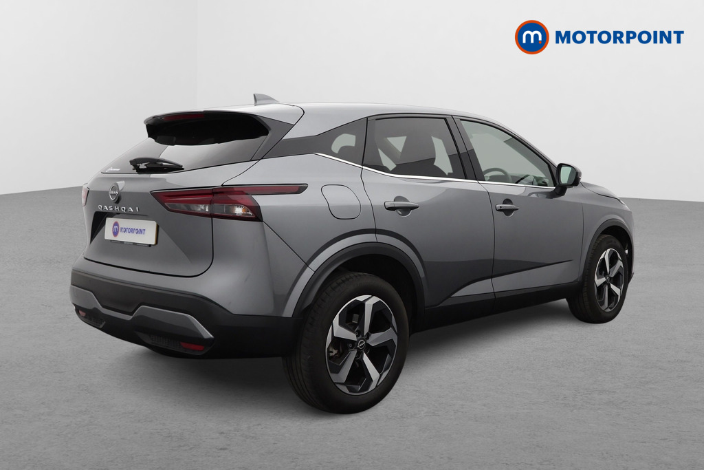 Nissan Qashqai N-Connecta Automatic Petrol SUV - Stock Number (1574621) - Drivers side rear corner