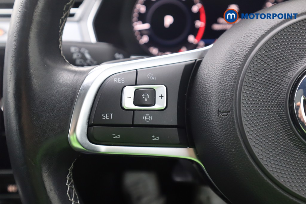 Volkswagen Passat R-Line Automatic Petrol Saloon - Stock Number (1575044) - 5th supplementary image