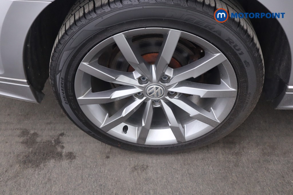 Volkswagen Passat R-Line Automatic Petrol Saloon - Stock Number (1575044) - 30th supplementary image
