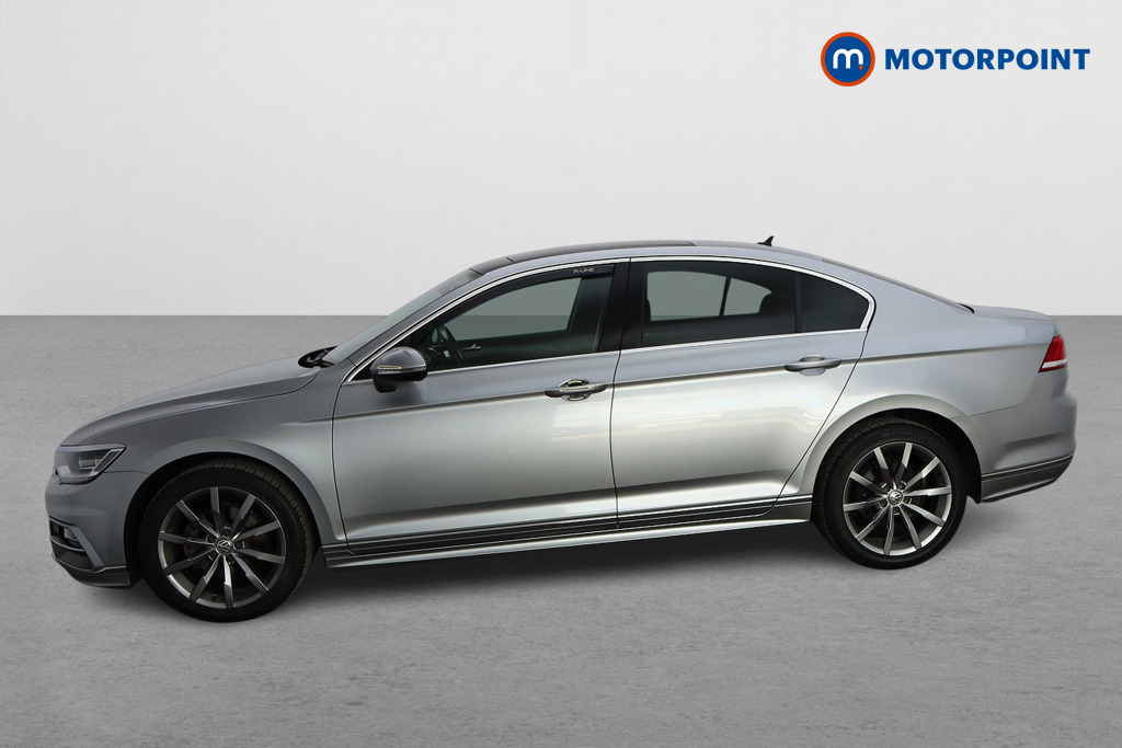 Volkswagen Passat R-Line Automatic Petrol Saloon - Stock Number (1575044) - Passenger side