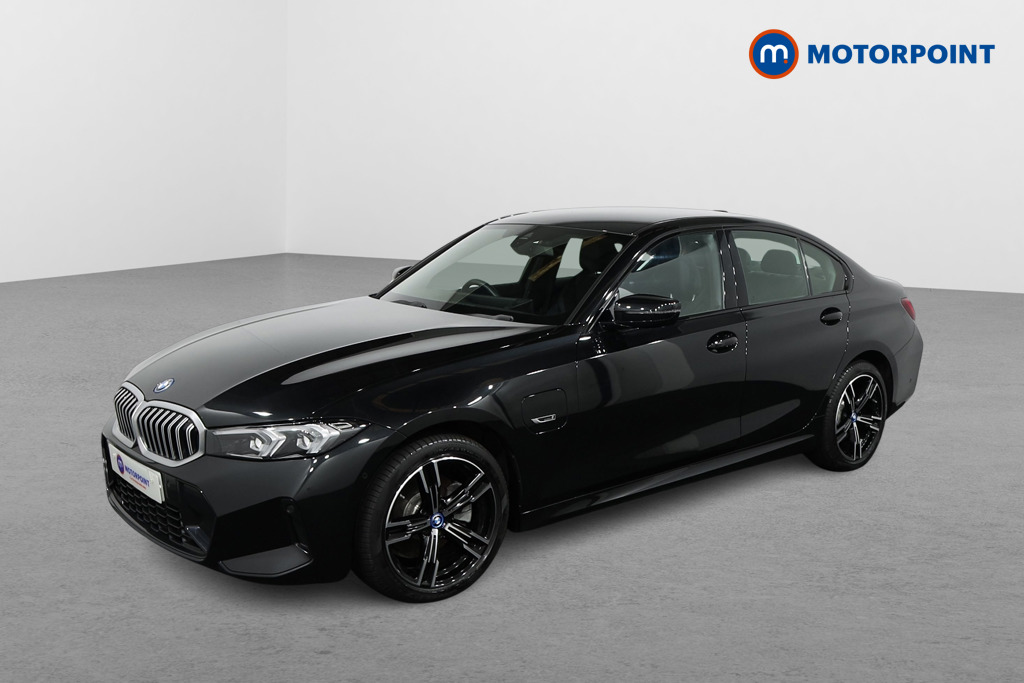 BMW 3 Series M Sport Automatic Petrol Plug-In Hybrid Saloon - Stock Number (1575298) - Passenger side front corner