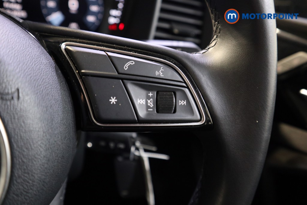 Audi A1 Technik Manual Petrol Hatchback - Stock Number (1575605) - 4th supplementary image