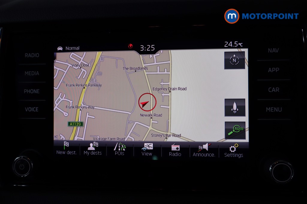 Skoda Karoq Se L Manual Diesel SUV - Stock Number (1575932) - 2nd supplementary image