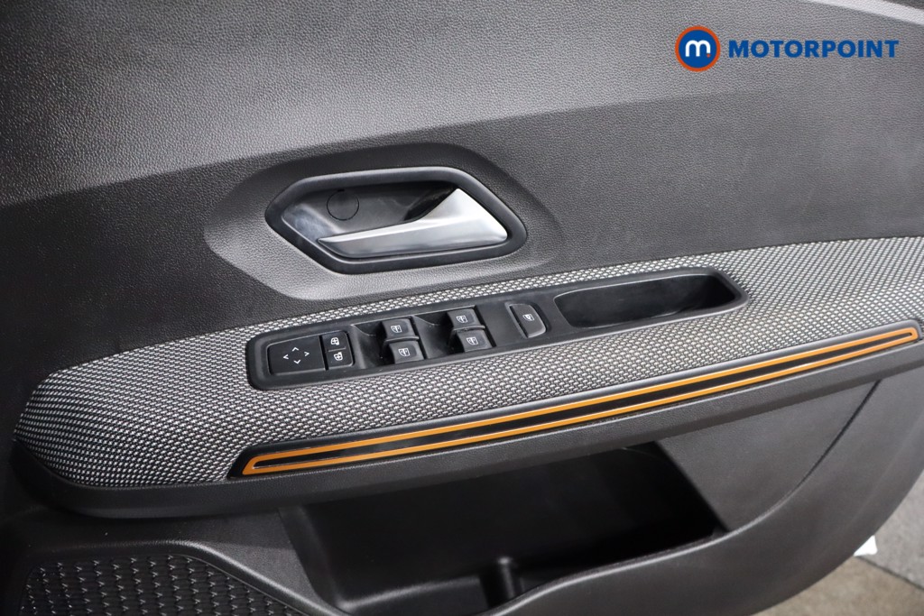 Dacia Sandero Stepway Comfort Manual Petrol-Lpg Hatchback - Stock Number (1576062) - 20th supplementary image