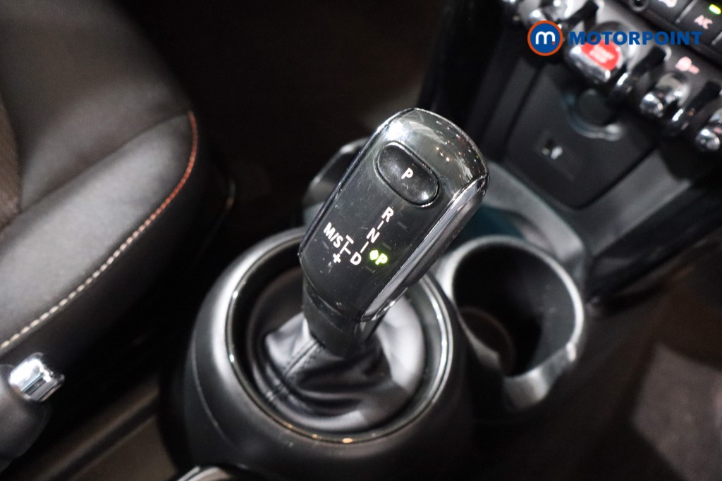 Mini Hatchback Cooper Classic Automatic Petrol Hatchback - Stock Number (1576469) - 14th supplementary image