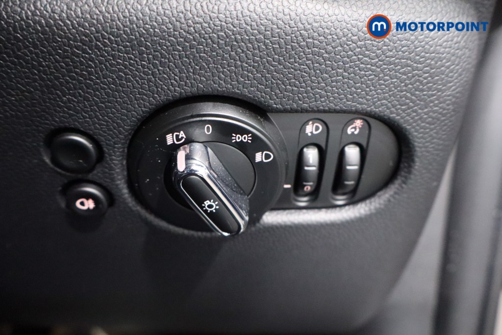 Mini Hatchback Cooper Classic Automatic Petrol Hatchback - Stock Number (1576469) - 23rd supplementary image
