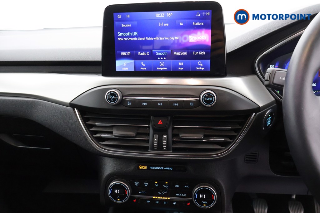 Ford Focus Titanium X Edition Manual Petrol-Electric Hybrid Hatchback - Stock Number (1576504) - 5th supplementary image