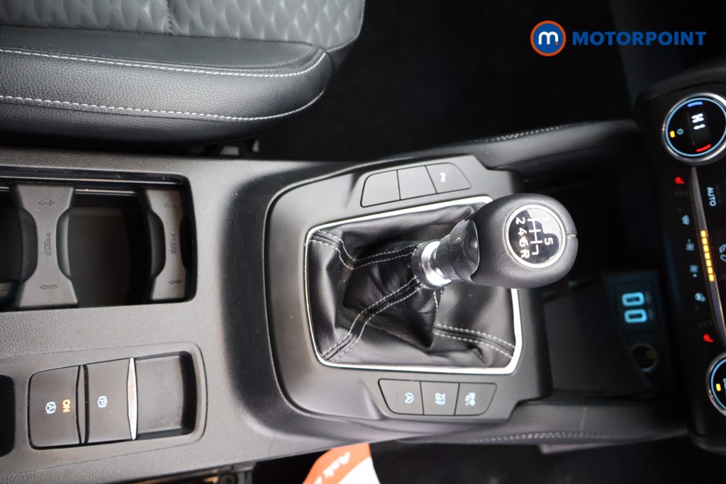 Ford Focus Titanium X Edition Manual Petrol-Electric Hybrid Hatchback - Stock Number (1576504) - 6th supplementary image