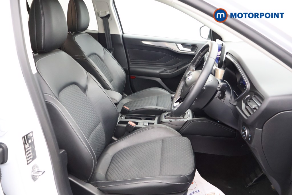Ford Focus Titanium X Edition Manual Petrol-Electric Hybrid Hatchback - Stock Number (1576504) - 11th supplementary image