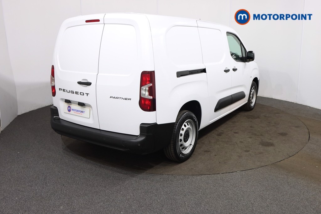 Peugeot Partner Professional Manual Diesel Panel Van - Stock Number (1576524) - Drivers side rear corner