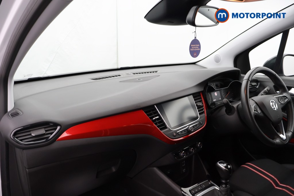 Vauxhall Crossland Gs Line Manual Petrol SUV - Stock Number (1576540) - 13th supplementary image