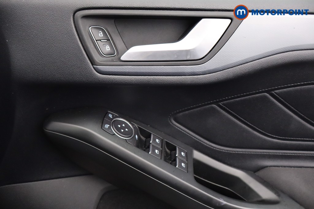 Ford Focus Active Manual Petrol Hatchback - Stock Number (1576596) - 16th supplementary image