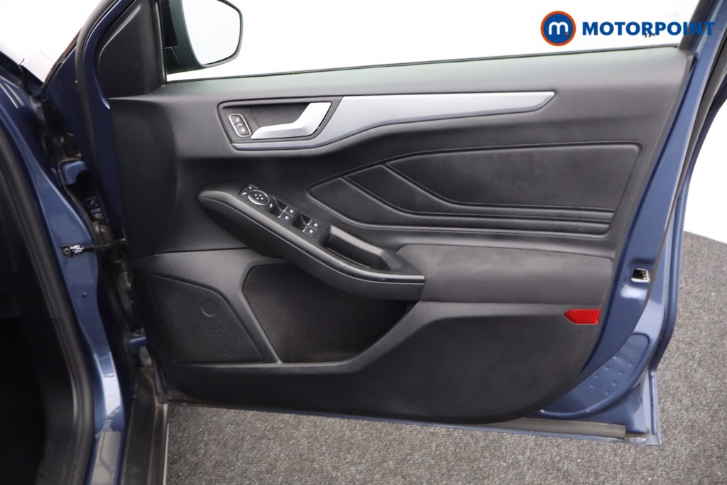 Ford Focus Active Manual Petrol Hatchback - Stock Number (1576596) - 17th supplementary image