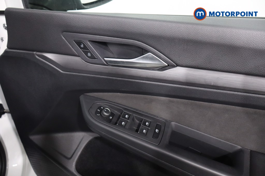 Volkswagen Golf Style Edition Manual Petrol Hatchback - Stock Number (1576714) - 22nd supplementary image