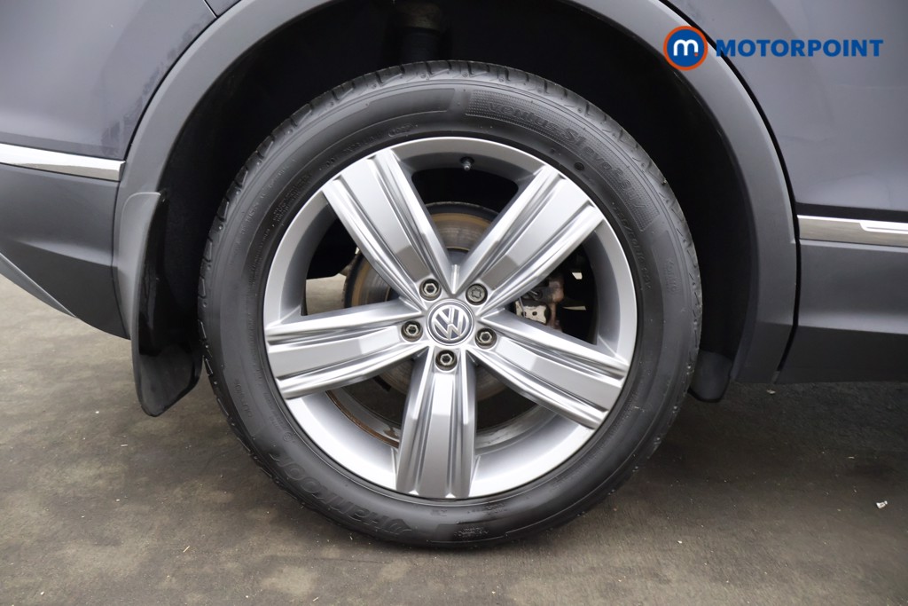 Volkswagen Tiguan SEL Automatic Diesel SUV - Stock Number (1577213) - 16th supplementary image