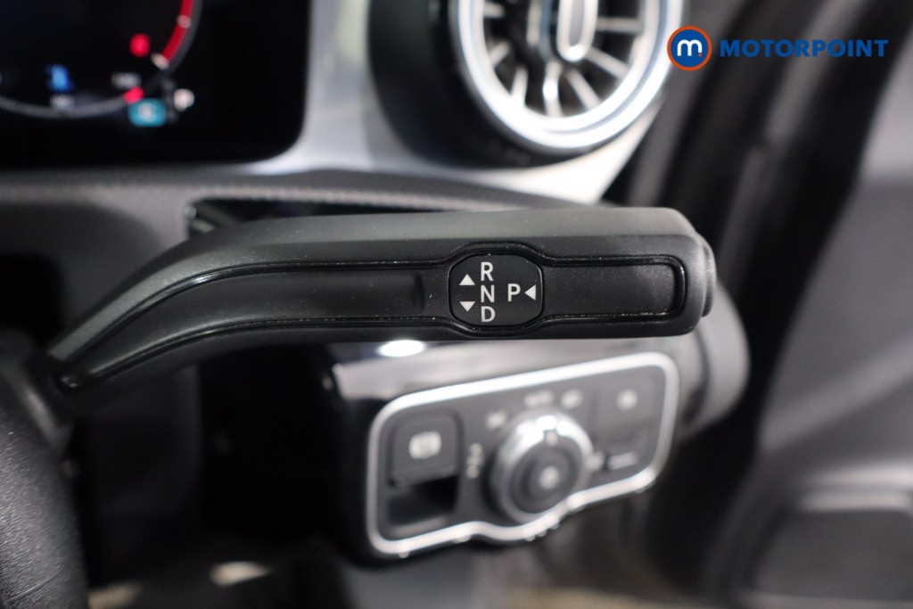 Mercedes-Benz A Class Amg Line Automatic Diesel Hatchback - Stock Number (1577262) - 14th supplementary image