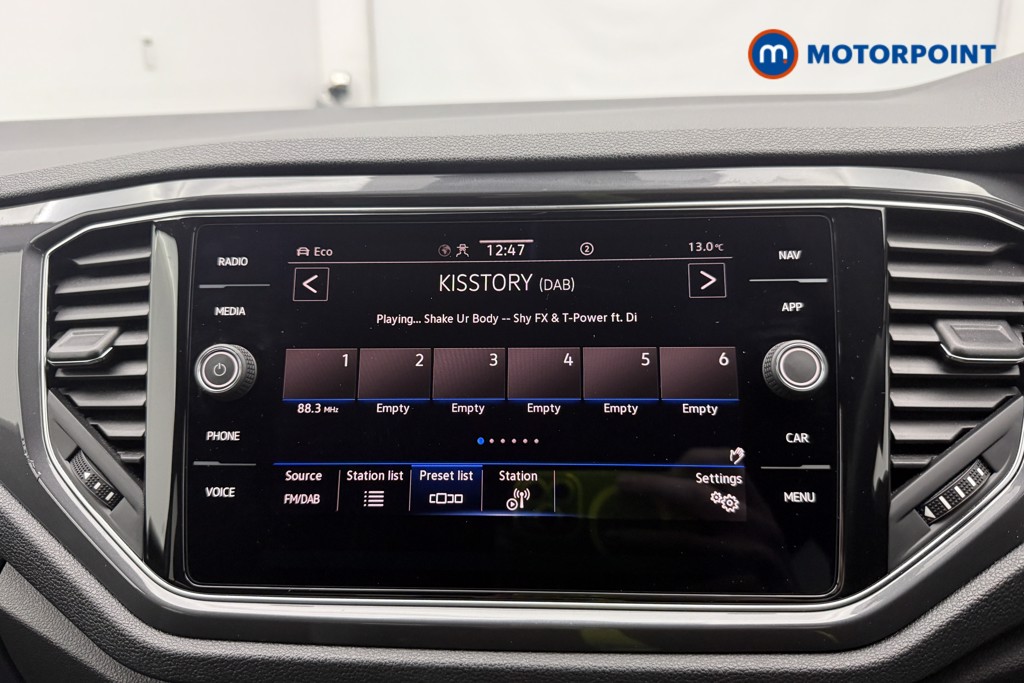 Volkswagen T-Roc R-Line Automatic Petrol SUV - Stock Number (1577400) - 13th supplementary image