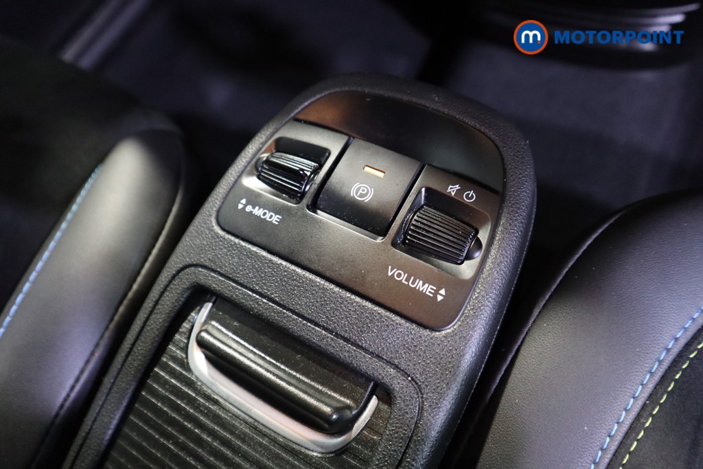 Abarth 500 114Kw 42.2Kwh 3Dr Auto Automatic Electric Hatchback - Stock Number (1577492) - 10th supplementary image