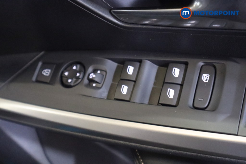 Peugeot 3008 Allure Automatic Electric SUV - Stock Number (1577497) - 9th supplementary image