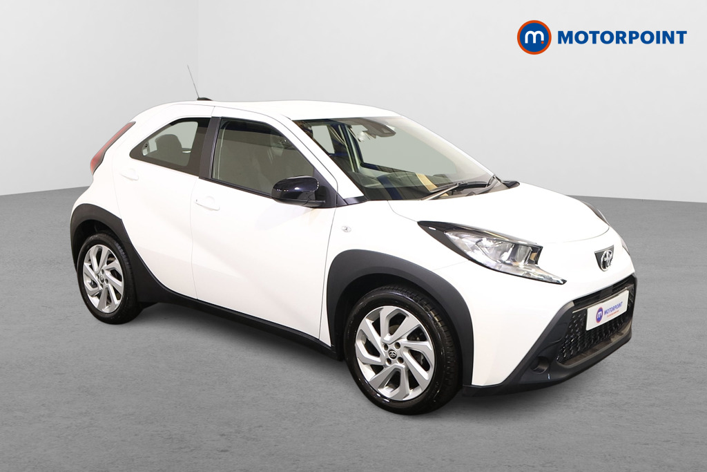 Toyota Aygo X Pure Manual Petrol Hatchback - Stock Number (1577549) - Drivers side front corner
