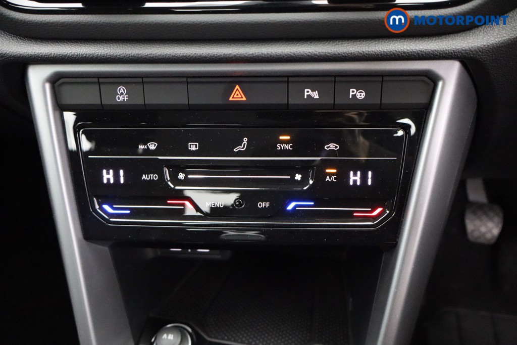 Volkswagen T-Roc Life Manual Petrol SUV - Stock Number (1577690) - 12th supplementary image