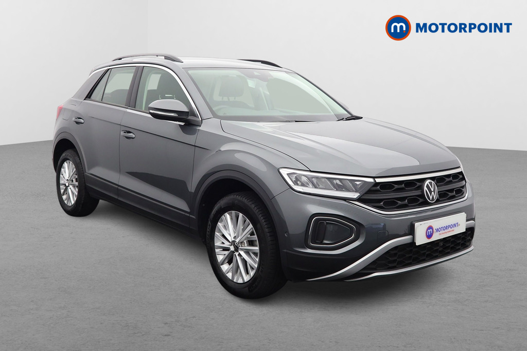 Volkswagen T-Roc Life Manual Petrol SUV - Stock Number (1577690) - Drivers side front corner