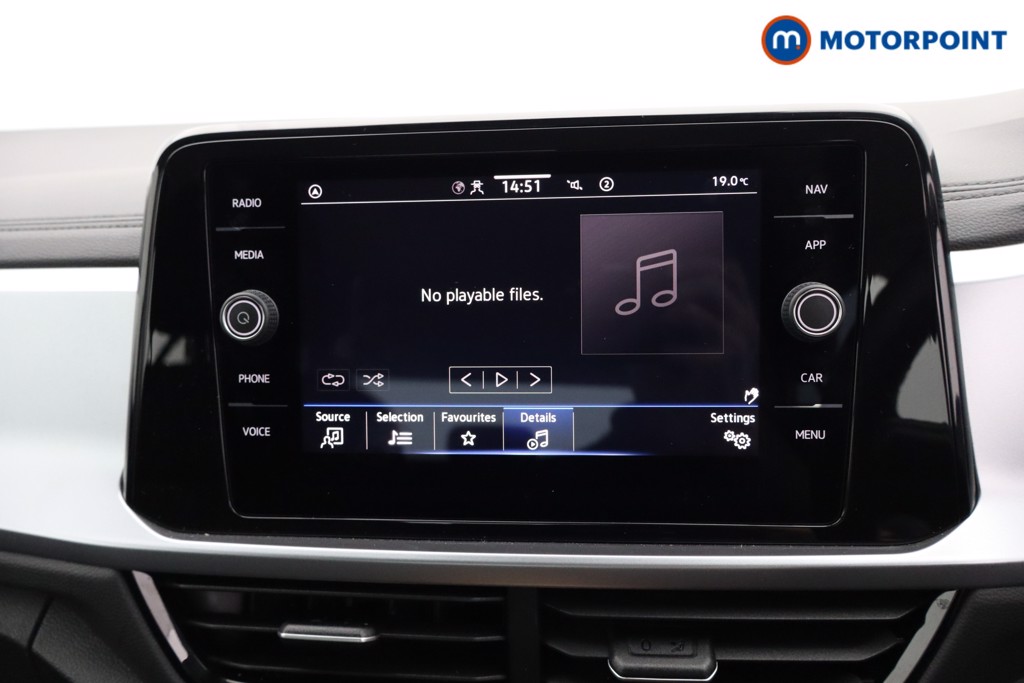 Volkswagen T-Roc Life Manual Petrol SUV - Stock Number (1577710) - 7th supplementary image
